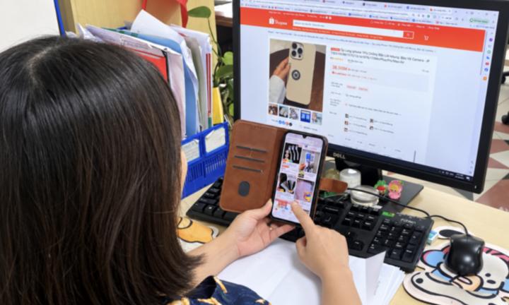 Chuyên gia cảnh báo 'bẫy' khi mua hàng trực tuyến