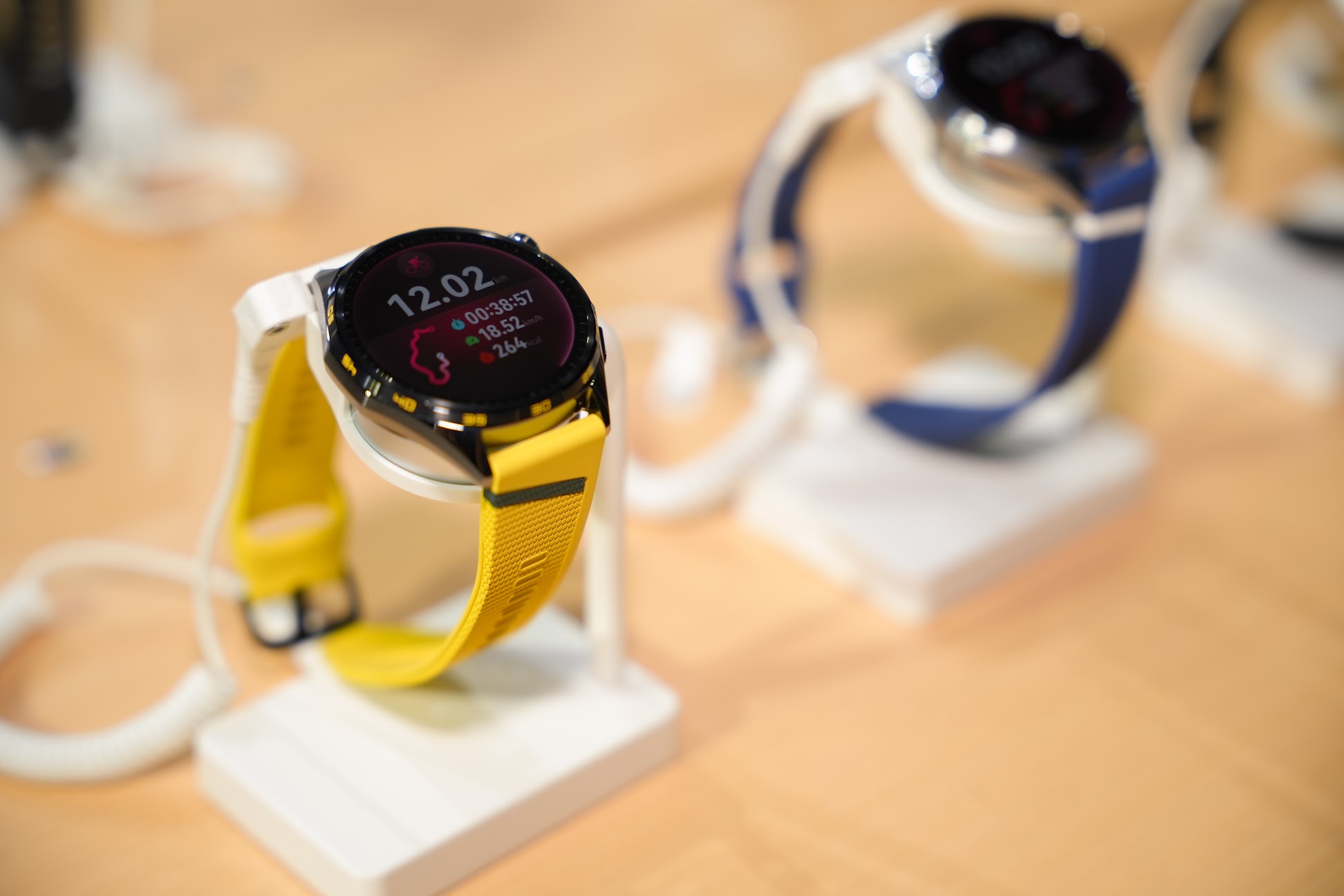 Huawei mở bán WATCH GT 7 Series và FreeBuds Neo tại Việt Nam: Đặt cược vào sức khỏe và thể thao ngoài trời