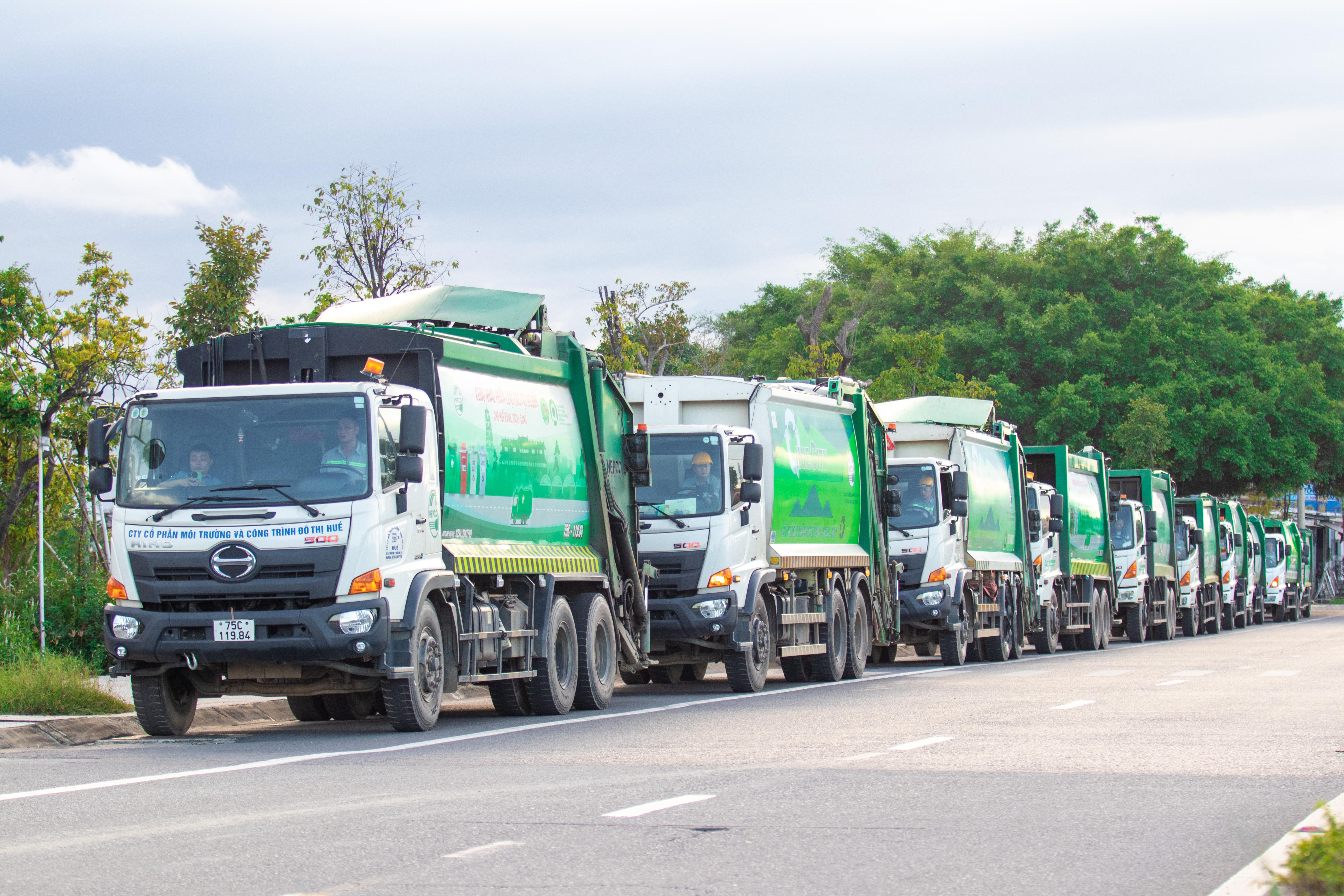 Cổ đông lớn dồn dập rút vốn tại Công trình đô thị Huế