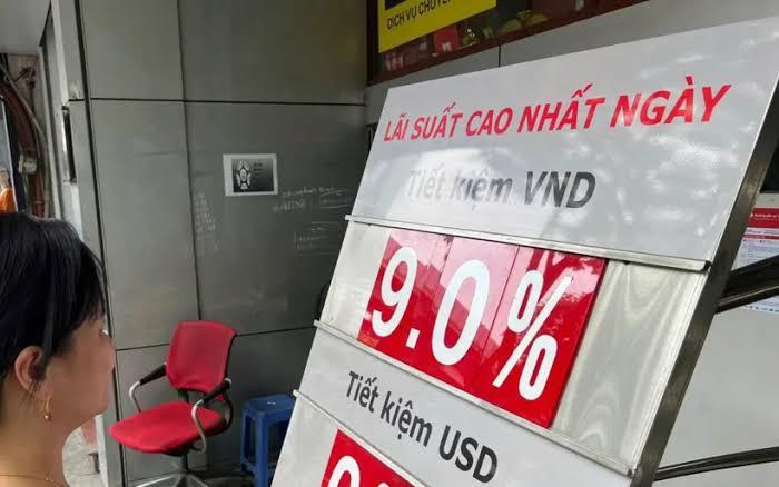 Lãi suất ngân hàng hôm nay 11/10: Ưu đãi đẩy lãi suất 6 tháng lên 9,4%/năm