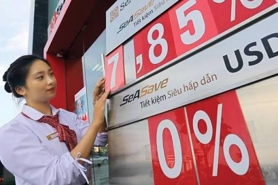 Lãi suất ngân hàng hôm nay 8/10: Hàng loạt nhà băng niêm yết trên 7%/năm