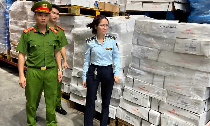 Hà Nội tăng cường kiểm soát hàng hóa tại kho đông lạnh