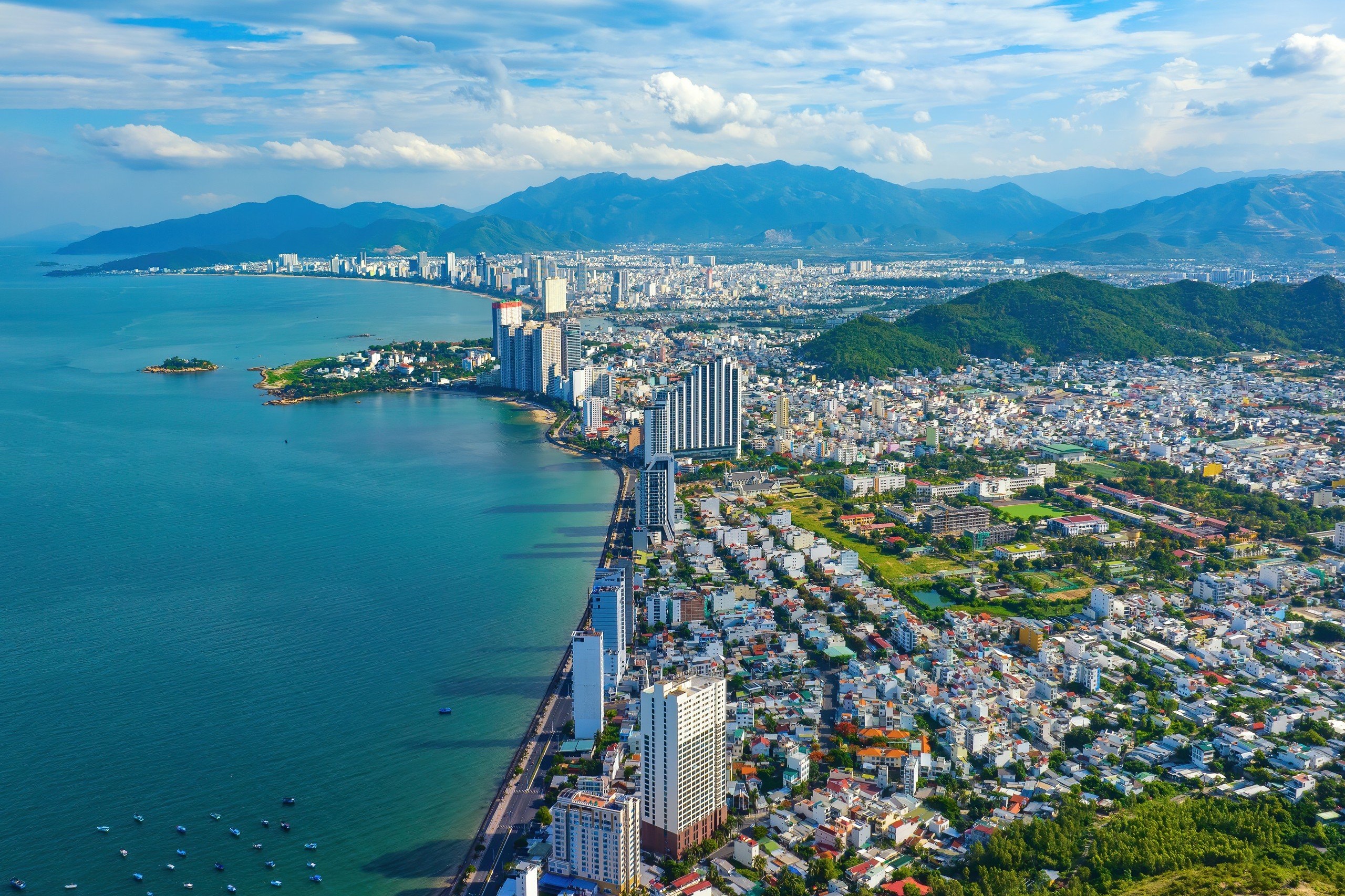 Tỉnh có bờ biển dài nhất Việt Nam đặt mục tiêu lên thành phố trực thuộc Trung ương vào năm 2030