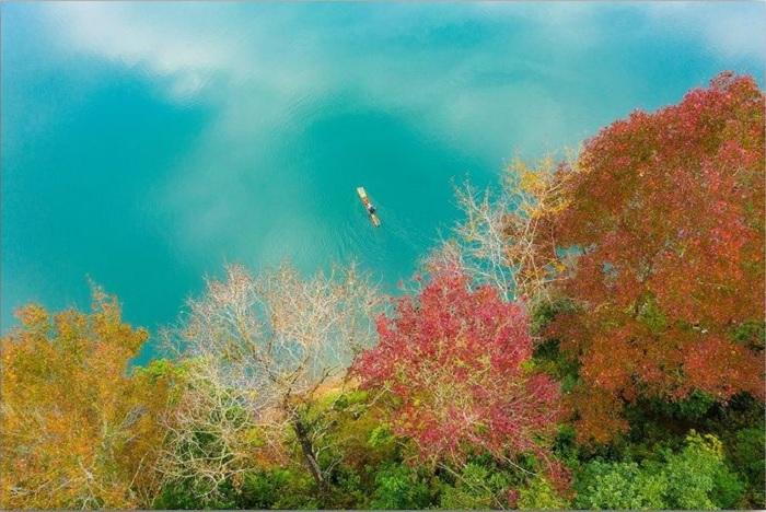 Hồ nước nhân tạo rộng 5ha ở Việt Nam: Cách thác Bản Giốc chưa đầy 3km, mùa đông đẹp tựa trời Âu