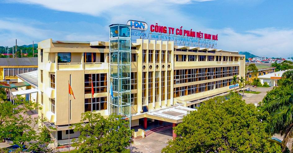 Lãi tăng 2 chữ số, Dệt may Huế có thay đổi đáng chú ý về nợ vay