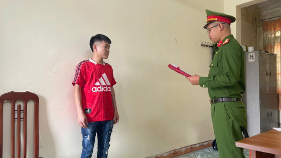 Hưng Yên: Khởi tố chủ cơ sở kinh doanh hàng hóa xâm phạm nhãn hiệu Adidas, Dior, Hermès và Gucci