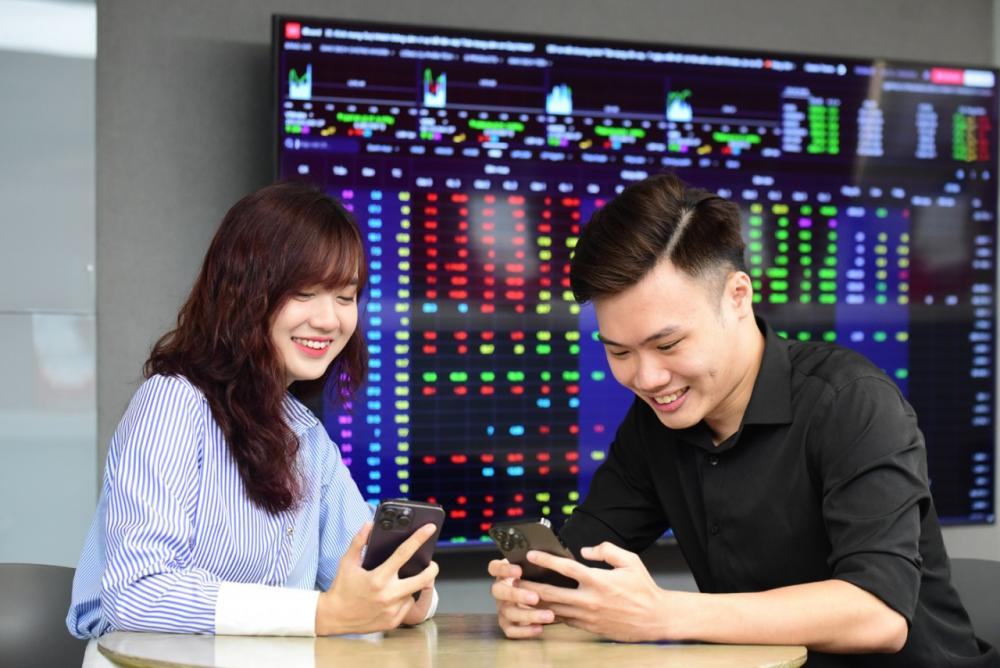 Đọc gì trước phiên giao dịch 21/10?