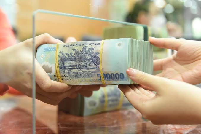 Lãi suất ngân hàng hôm nay 29/10: Cùng kỳ hạn, mức hưởng chênh tới 6,4%