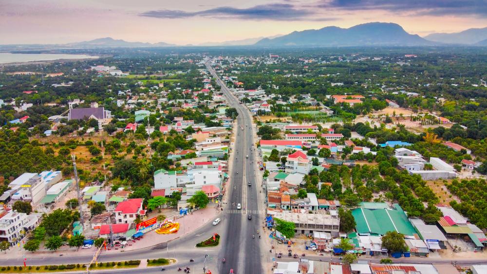 Khánh Hòa: 2 xã đạt chuẩn mới, tiến gần lên thành phường